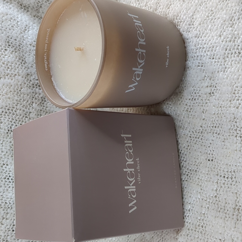 Wakeheart Candle in Vibe Check, 8oz Hand poured Candle